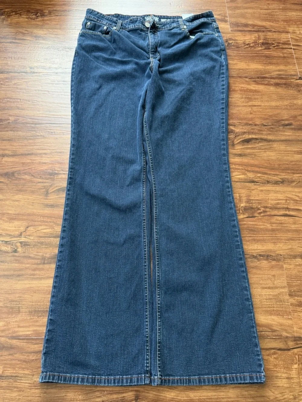 Levi’s Bootcut Jeans Womens W34 L34 Dark Wash Classic Denim A